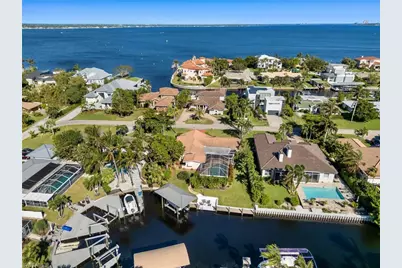 392 Snow Dr, Fort Myers, FL 33919 - Photo 42