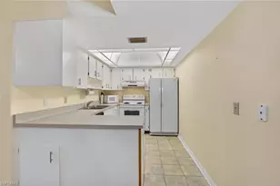 12481 McGregor Blvd, Fort Myers, FL 33919 - Photo 16