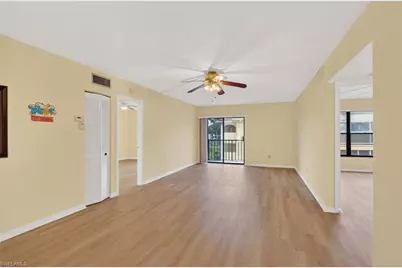 12481 McGregor Blvd #17, Fort Myers, FL 33919 - Photo 6