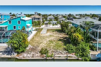 200 Curlew St, Fort Myers Beach, FL 33931 - Photo 4