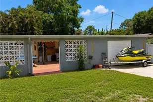 257 Evergreen Rd, North Fort Myers, FL 33903 - Photo 4
