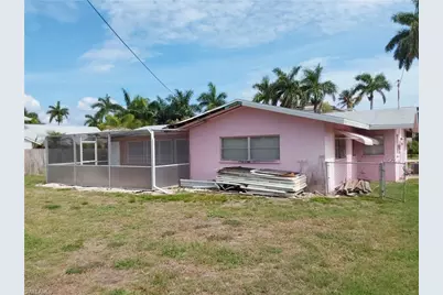 525 Coral Dr, Cape Coral, FL 33904 - Photo 4