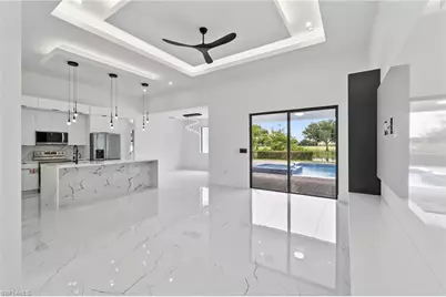 330 SW 26th Pl, Cape Coral, FL 33991 - Photo 4