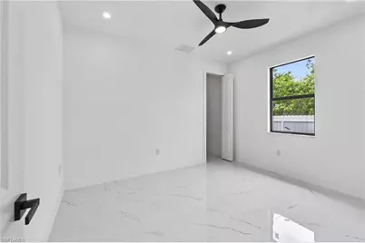 330 SW 26th Pl, Cape Coral, FL 33991 - Photo 26