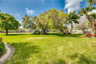 1215 Tropic Terrace, North Fort Myers, FL 33903 - Photo 32