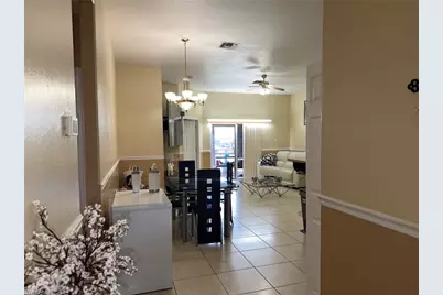 920 SE 6th Ct, Cape Coral, FL 33990 - Photo 2