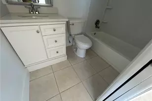 4708 SE 5th Pl, Cape Coral, FL 33904 - Photo 6