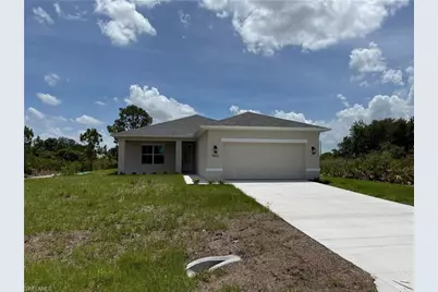 4626 Ida Ave N, Lehigh Acres, FL 33971 - Photo 2