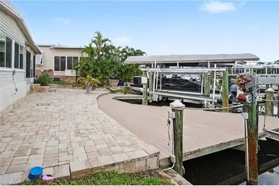 11181 Azalea Ln, Fort Myers Beach, FL 33931 - Photo 24