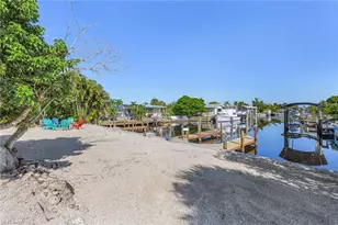 7380 Barrancas Ave, Bokeelia, FL 33922 - Photo 12