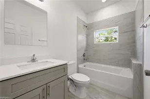 1018 Kent St E, Lehigh Acres, FL 33974 - Photo 20