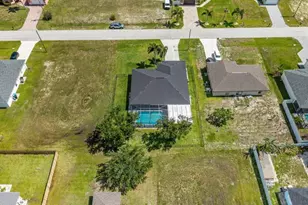 613 NW 14th Terrace, Cape Coral, FL 33993 - Photo 2