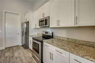 203 SW 14th Ave, Cape Coral, FL 33991 - Photo 16