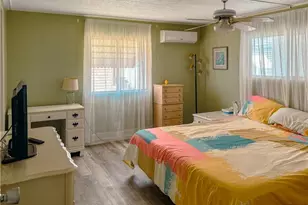 5558 Sir Walter Way, North Fort Myers, FL 33917 - Photo 4