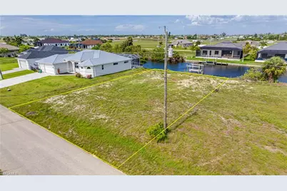1217 NW 33rd Ave, Cape Coral, FL 33993 - Photo 6