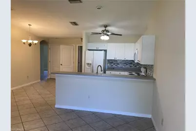 4413 SW 7th Pl, Cape Coral, FL 33914 - Photo 4