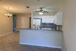 4413 SW 7th Pl, Cape Coral, FL 33914 - Photo 4