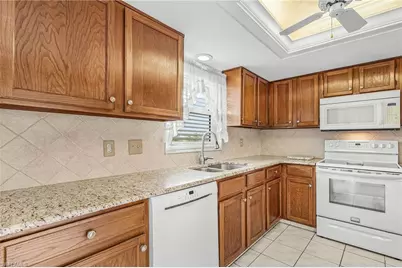 4591 Bay Beach Ln #393, Fort Myers Beach, FL 33931 - Photo 6