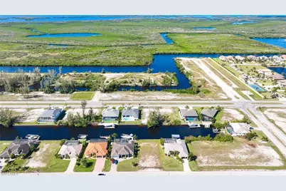 722 NW 39th Ave, Cape Coral, FL 33993 - Photo 26