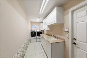 508 SW 6th St, Cape Coral, FL 33991 - Photo 10