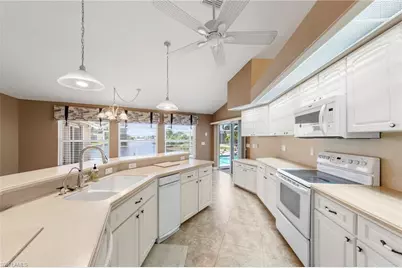 508 SW 6th St, Cape Coral, FL 33991 - Photo 12