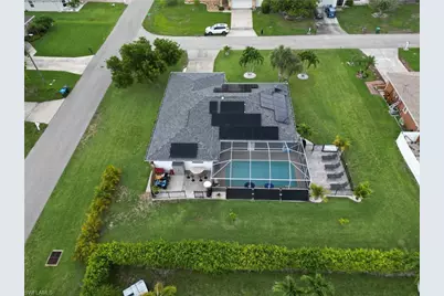 618 SE 11th Pl, Cape Coral, FL 33990 - Photo 26
