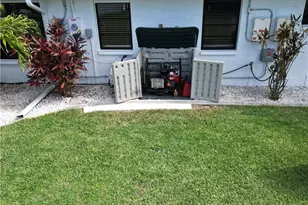 618 SE 11th Pl, Cape Coral, FL 33990 - Photo 30