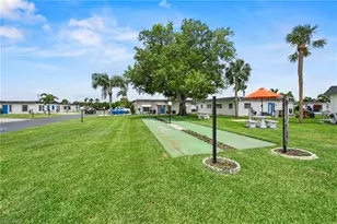 8 Tangerine Ct, Lehigh Acres, FL 33936 - Photo 4