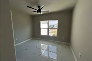 3610 NE 9th Pl, Cape Coral, FL 33909 - Photo 4