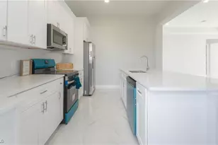 1825 Tropicana Parkway W, Cape Coral, FL 33993 - Photo 10