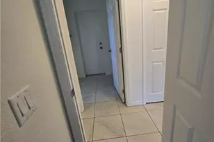 329 SW 21st Ln, Cape Coral, FL 33991 - Photo 20