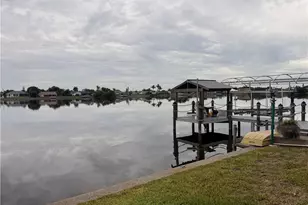 247 SE 6th St, Cape Coral, FL 33990 - Photo 4