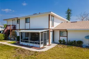 5840 Vancouver Cir, Fort Myers, FL 33907 - Photo 4