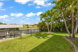 26 NE 13th Ave, Cape Coral, FL 33909 - Photo 2