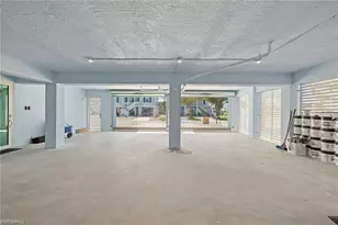 121 Hibiscus Dr, Fort Myers Beach, FL 33931 - Photo 8