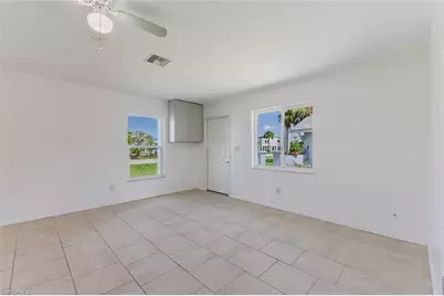 16595 Davis Rd, Fort Myers, FL 33908 - Photo 8