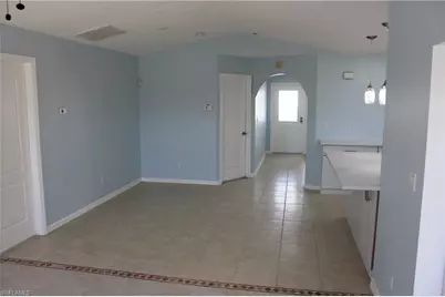 3006 SE 15th Pl, Cape Coral, FL 33904 - Photo 10