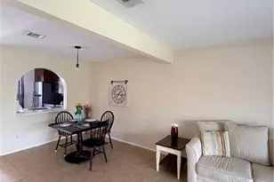 4514 SW 8th Pl, Cape Coral, FL 33914 - Photo 4