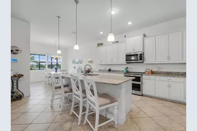 3271 Baravaldo Cir, Cape Coral, FL 33909 - Photo 8
