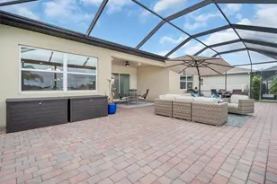 3271 Baravaldo Cir, Cape Coral, FL 33909 - Photo 38