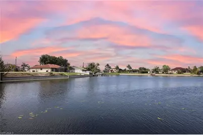 1118 SW 31st Ter, Cape Coral, FL 33914 - Photo 8