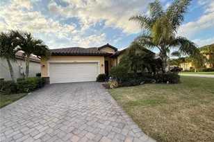 12963 Pemberton Wy, Fort Myers, FL 33913 - Photo 2