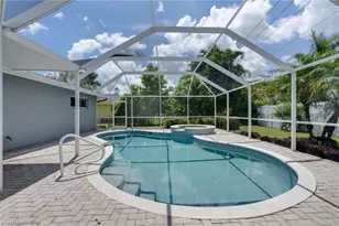 1347 Oaklawn Ct, Fort Myers, FL 33919 - Photo 24