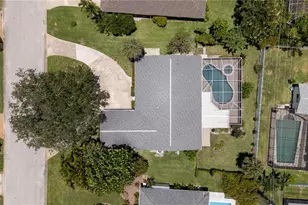 1347 Oaklawn Ct, Fort Myers, FL 33919 - Photo 30