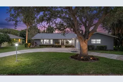 1347 Oaklawn Ct, Fort Myers, FL 33919 - Photo 2