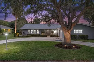 1347 Oaklawn Ct, Fort Myers, FL 33919 - Photo 2