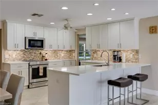 1347 Oaklawn Ct, Fort Myers, FL 33919 - Photo 10