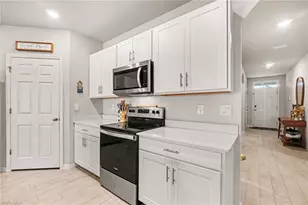 2045 NW 7th St, Cape Coral, FL 33993 - Photo 12