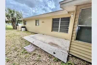 706 E 3rd St, Lehigh Acres, FL 33936 - Photo 22