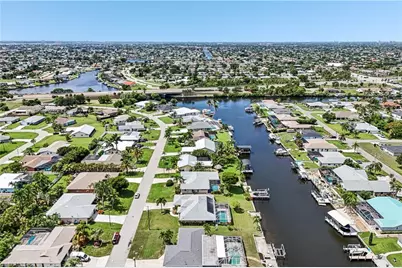 2206 SE 10th Pl, Cape Coral, FL 33990 - Photo 32